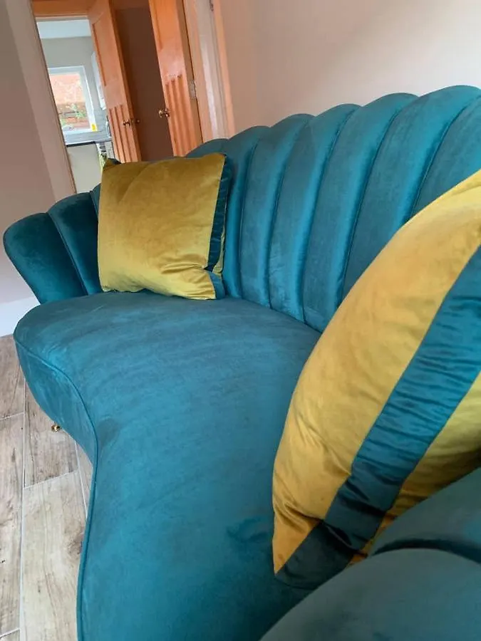 Ebor. *Cosy*Homli*Parking*Wifi*Smart Villa Belfast Nyaraló